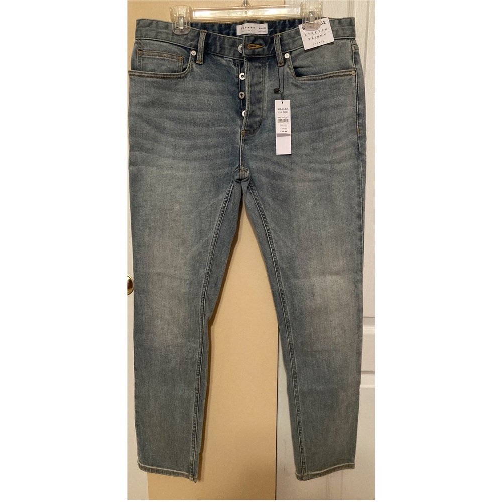 New, NEVER worn men’s jeans
